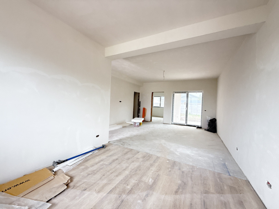 Duplex cu 4 camere, de vanzare in Sacalaz, zona Exterior Nord 16, foxfort.ro