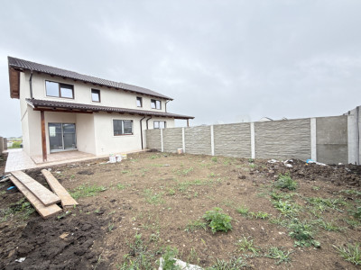 Duplex cu 4 camere, de vanzare in Sacalaz, zona Exterior Nord imagine mica 12, foxfort.ro