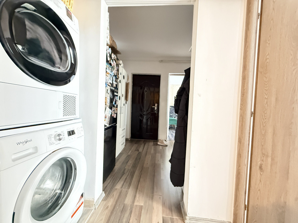 Apartament cu 2 camere, etaj 2, de vanzare in zona Lipovei 5, foxfort.ro