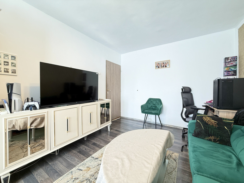 Apartament cu 2 camere, etaj 2, de vanzare in zona Lipovei 9, foxfort.ro