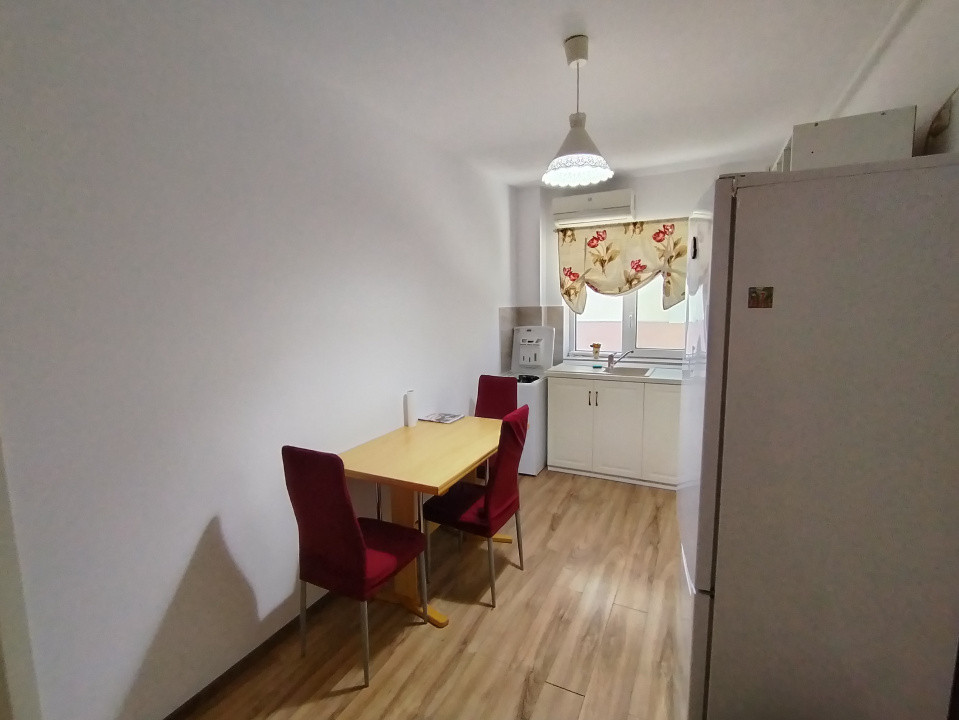Apartament cu 2 camere de vanzare in Timisoara, zona Soarelui 2, foxfort.ro