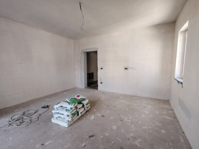 Apartament 2 camere 57 mp etaj 2, zona Giroc imagine mica 6, foxfort.ro