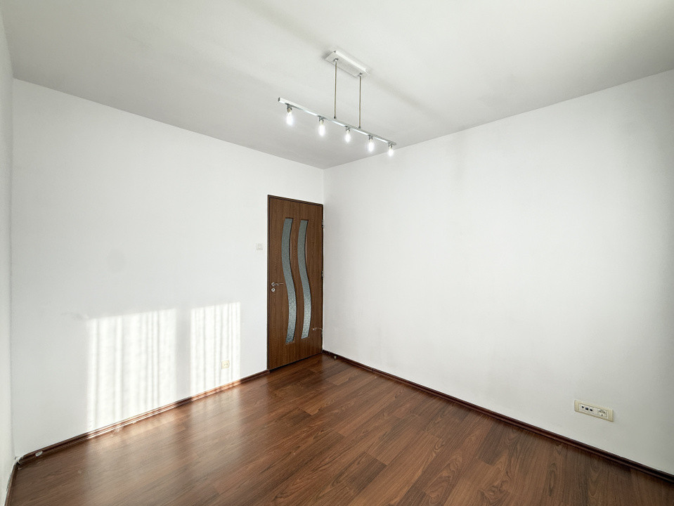 Apartament cu 3 camere de vanzare in Timisoara, zona Aradului 19, foxfort.ro
