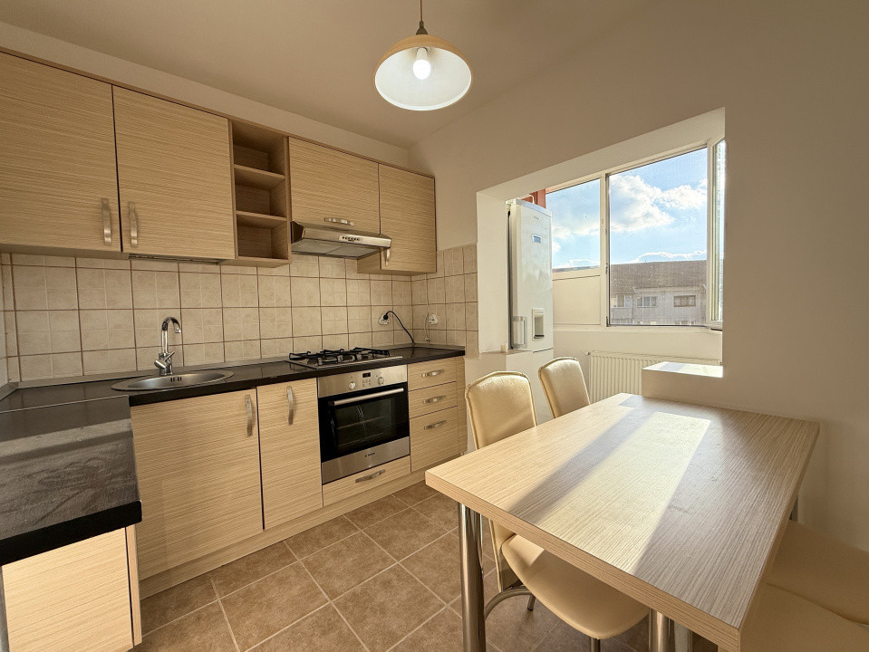 Apartament cu 3 camere de vanzare in Timisoara, zona Aradului 21, foxfort.ro