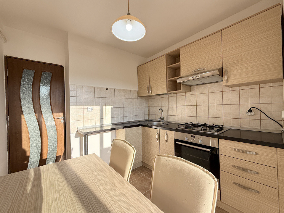 Apartament cu 3 camere de vanzare in Timisoara, zona Aradului 22, foxfort.ro