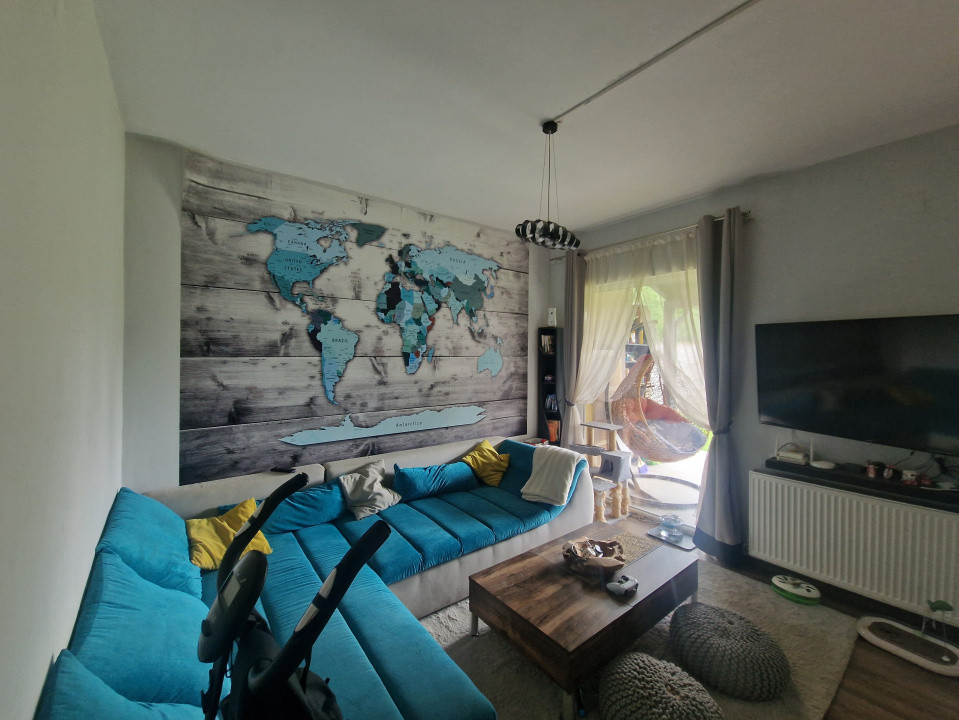Duplex de vanzare cu 4 camere, cu teren de 303 mp, Ghiroda 1, foxfort.ro