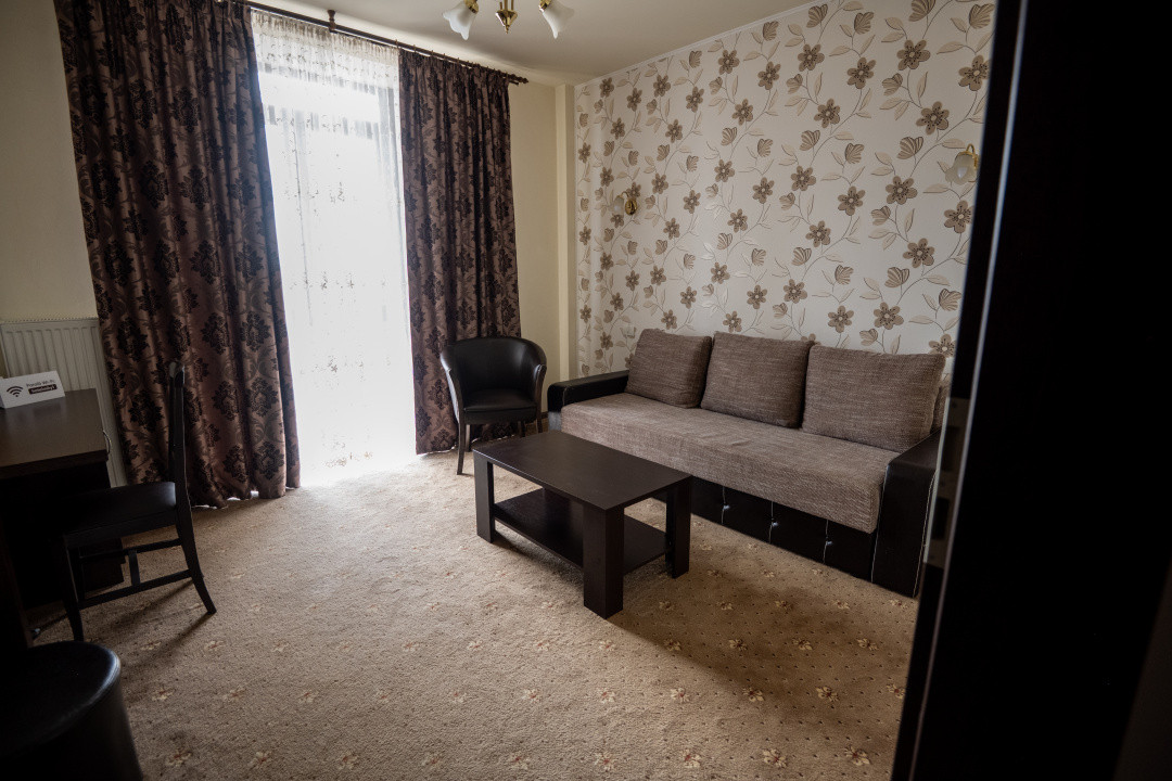 Hotel Miky Arad de vanzare bussiness operational functional - 38 camere 3, foxfort.ro