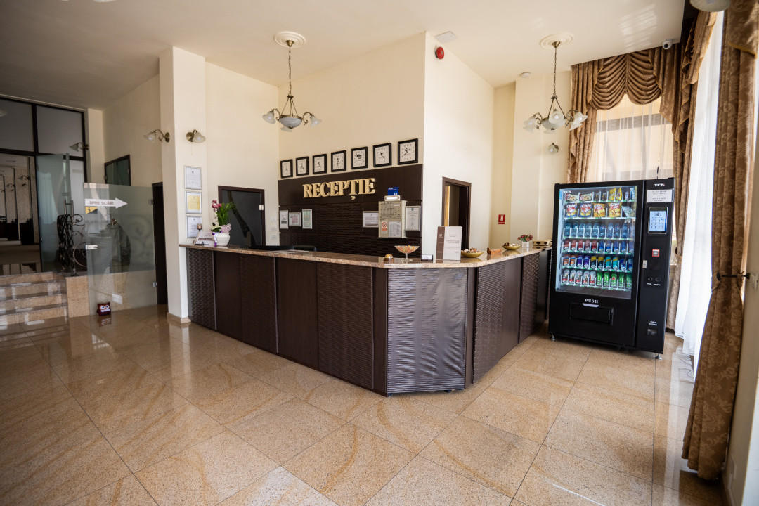 Hotel Miky Arad de vanzare bussiness operational functional - 38 camere 65, foxfort.ro