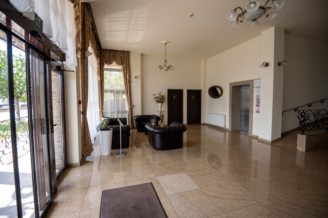 Hotel Miky Arad de vanzare bussiness operational functional - 38 camere 67, foxfort.ro