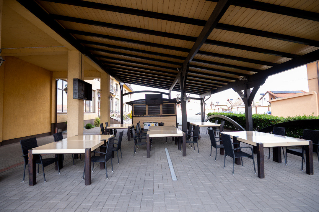 Hotel Miky Arad de vanzare bussiness operational functional - 38 camere 74, foxfort.ro