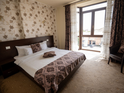 Hotel Miky Arad de vanzare bussiness operational functional - 38 camere imagine mica 26, foxfort.ro