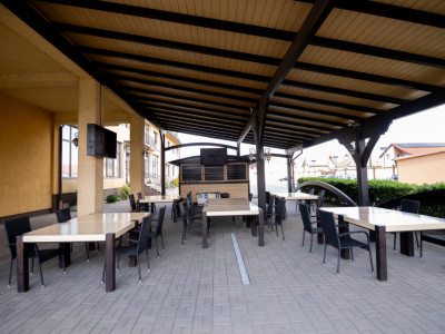 Hotel Miky Arad de vanzare bussiness operational functional - 38 camere imagine mica 74, foxfort.ro