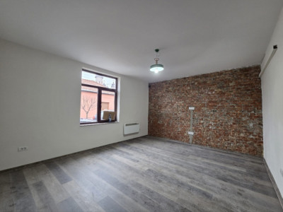Apartament cu 2 camere cu curte proprie de vanzare zona - UTA imagine mica 3, foxfort.ro