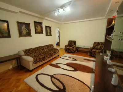 Apartament cu 3 camere de inchiriat in zona Soarelui imagine mica 2, foxfort.ro