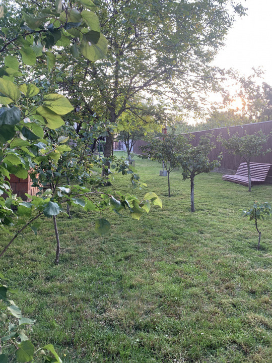 Casa individuala cu 4 camere de vanzare in zona Girocului 22, foxfort.ro