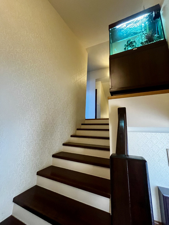 Casa individuala cu 4 camere de vanzare in zona Girocului 27, foxfort.ro