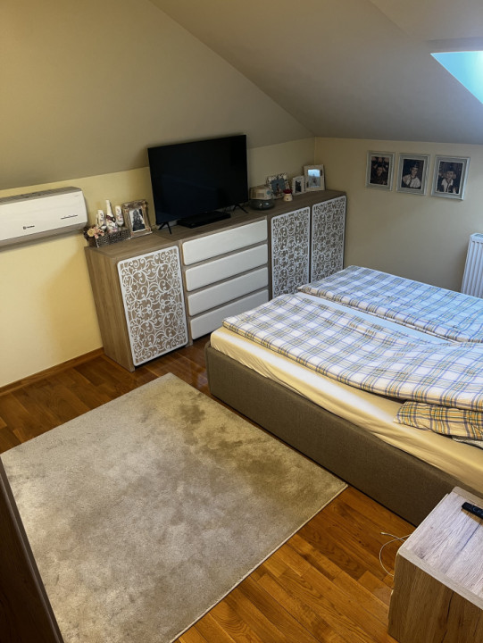 Casa individuala cu 4 camere de vanzare in zona Girocului 28, foxfort.ro