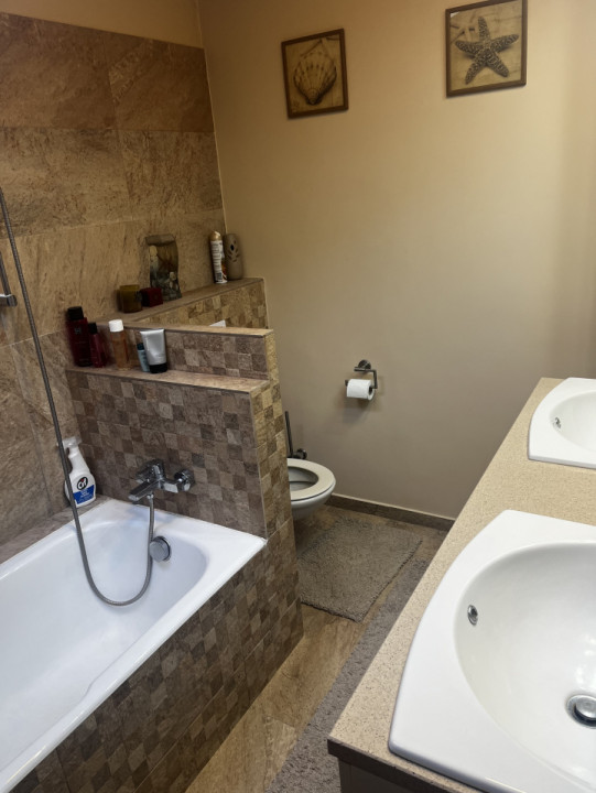 Casa individuala cu 4 camere de vanzare in zona Girocului 29, foxfort.ro