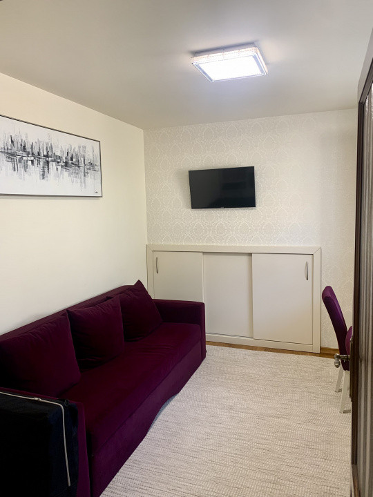 Casa individuala cu 4 camere de vanzare in zona Girocului 34, foxfort.ro
