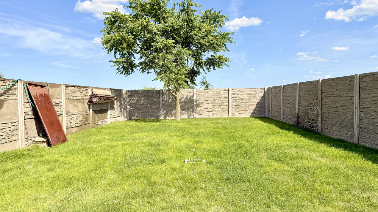Duplex de vanzare, 3 camere + 2 bai - 96 mp - Mosnita Noua 2, foxfort.ro