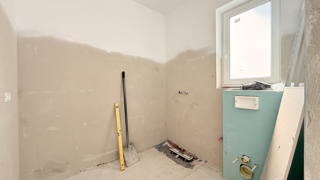 Duplex de vanzare, 3 camere + 2 bai - 96 mp - Mosnita Noua 14, foxfort.ro