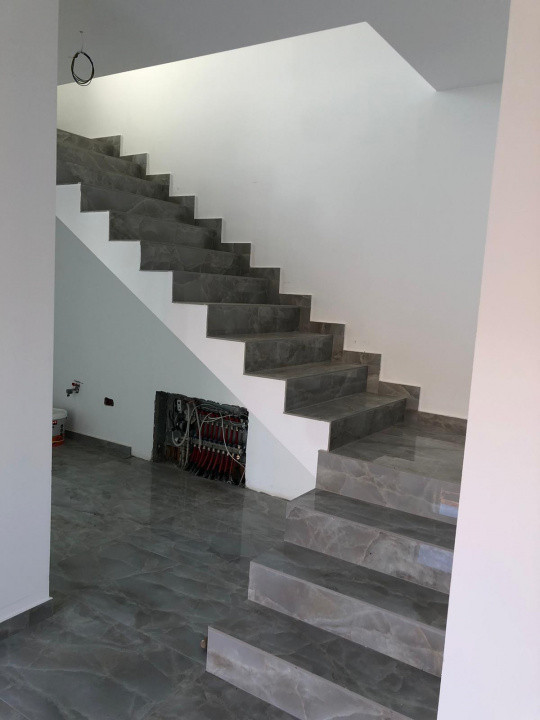 Duplex 4 camere,Giarmata 4, foxfort.ro
