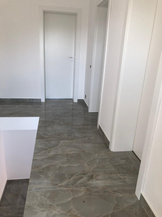 Duplex 4 camere,Giarmata 9, foxfort.ro