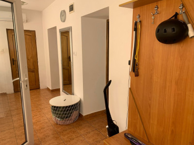 Casa de vanzare cu 3 camere si teren de 540 mp, zona Freidorf imagine mica 7, foxfort.ro