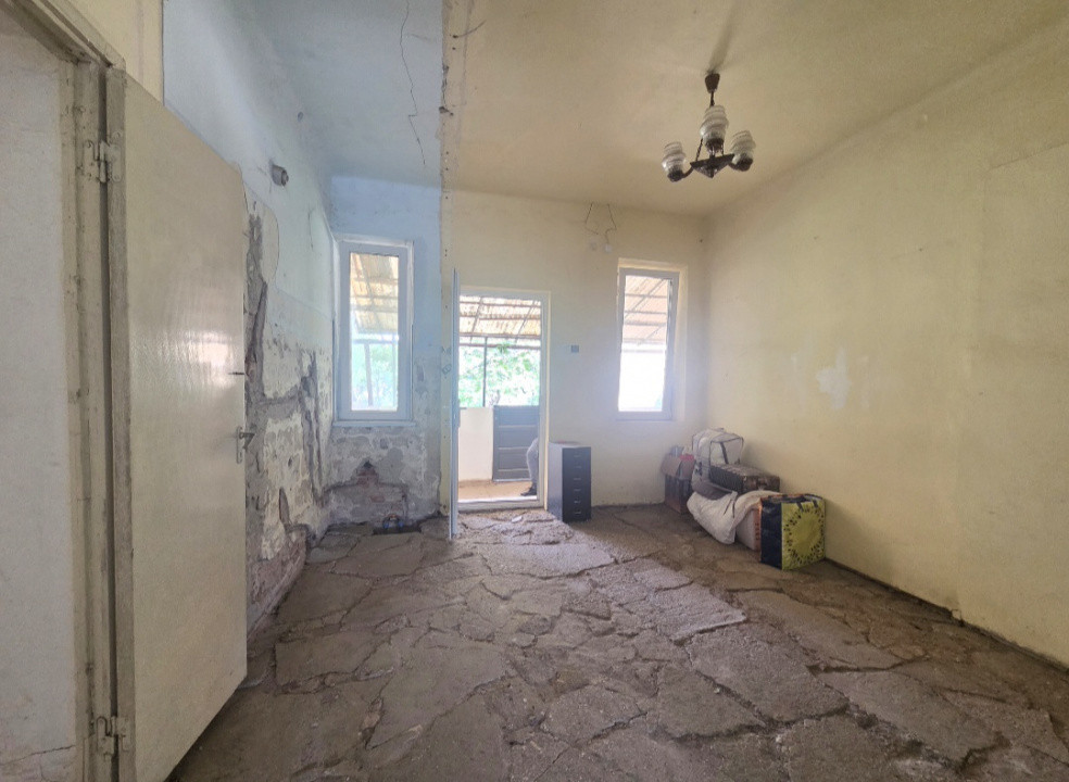 Casa individuala de vanzare | Zona Functionarilor | 150 mp utili | 5+1 Camere 7, foxfort.ro