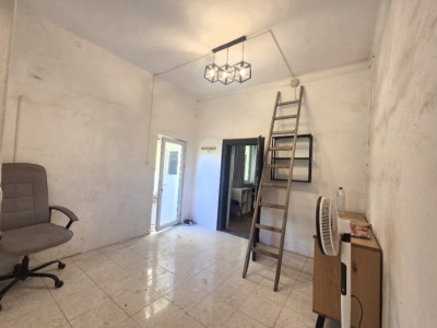 Casa individuala de vanzare | Zona Functionarilor | 150 mp utili | 5+1 Camere imagine mica 2, foxfort.ro