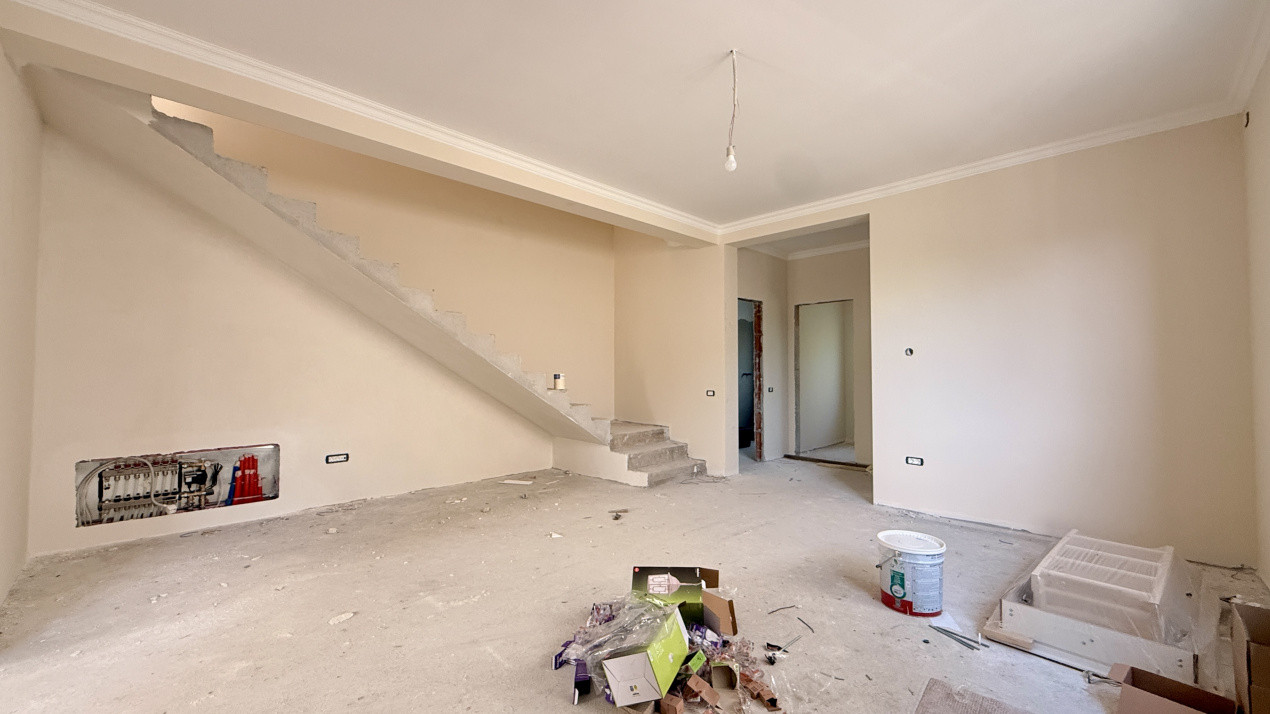 Comision 0% Duplex cu 4 camere de vanzare in localitatea Mosnita Veche 3, foxfort.ro