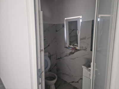Spatiu generos pentru inchiriere in Izvin imagine mica 4, foxfort.ro