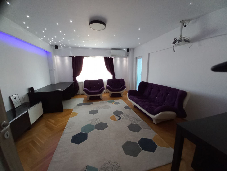 Apartament cu 3 camere si garaj de inchiriat – zona Iulius Mall 1, foxfort.ro