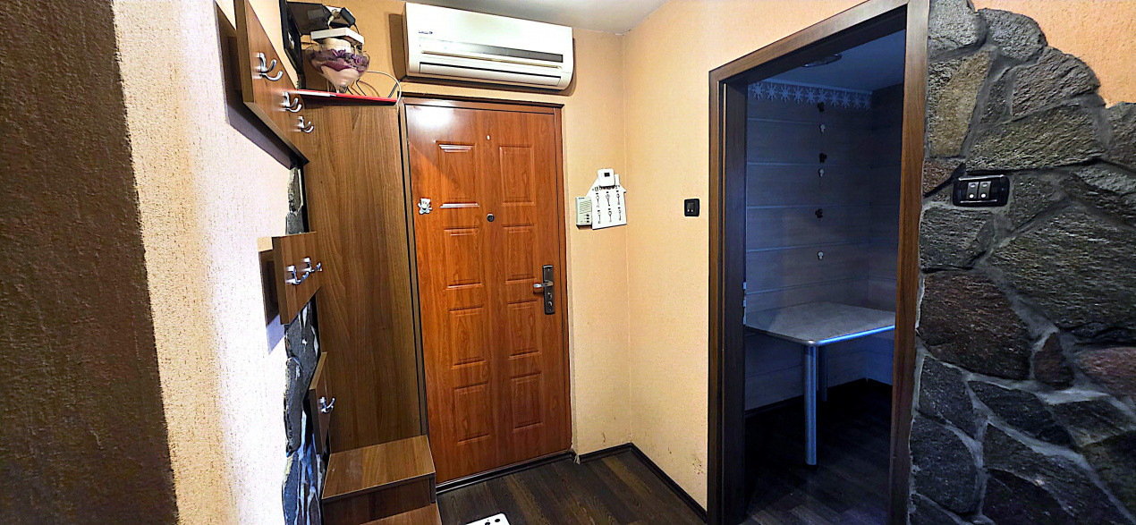 Apartament cu 3 camere de inchiriat in Arad, zona Aradul Nou 2, foxfort.ro