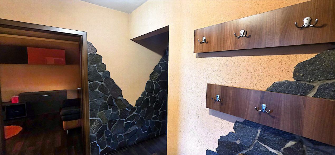 Apartament cu 3 camere de inchiriat in Arad, zona Aradul Nou 5, foxfort.ro