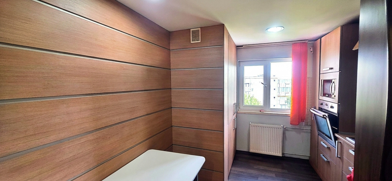 Apartament cu 3 camere de inchiriat in Arad, zona Aradul Nou 7, foxfort.ro