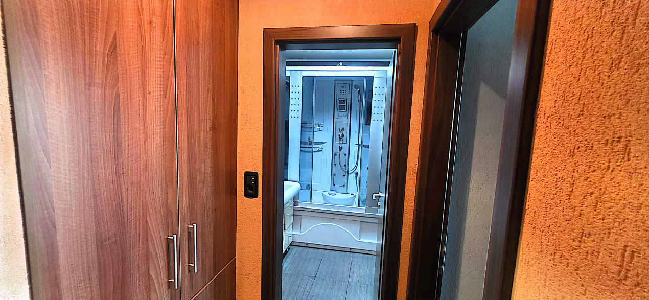 Apartament cu 3 camere de inchiriat in Arad, zona Aradul Nou 12, foxfort.ro