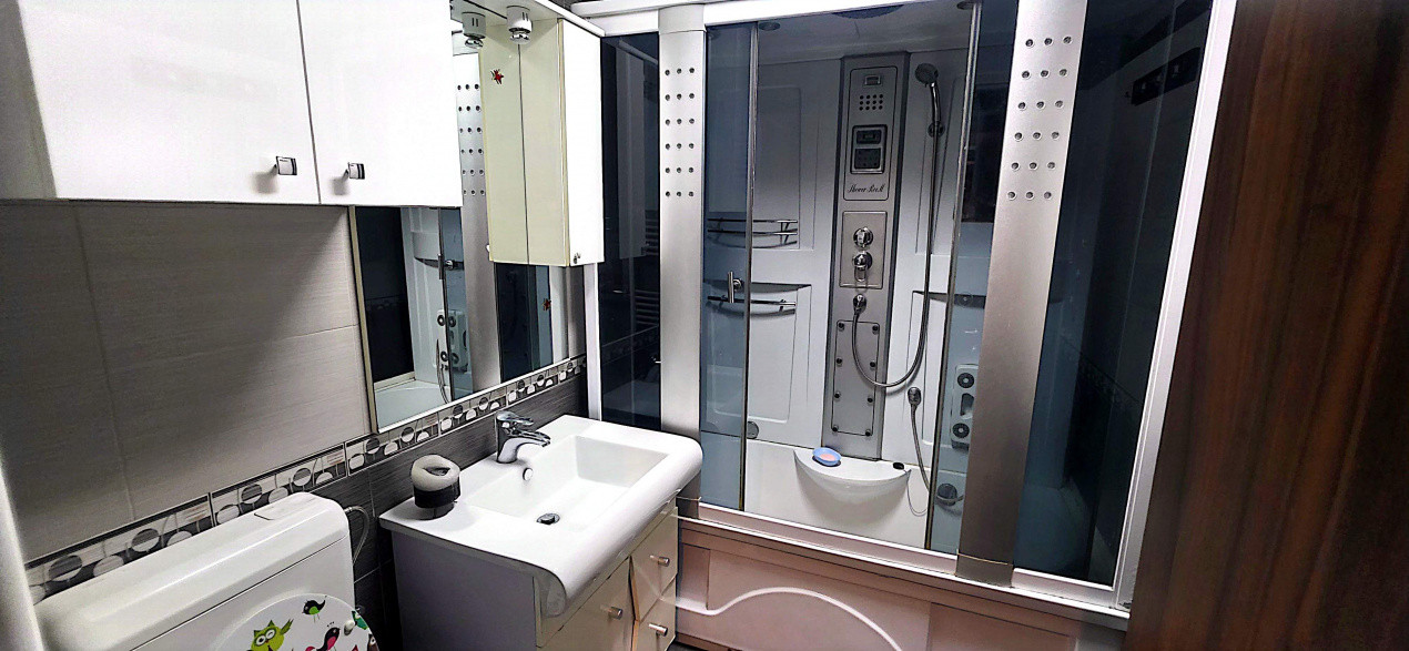 Apartament cu 3 camere de inchiriat in Arad, zona Aradul Nou 13, foxfort.ro