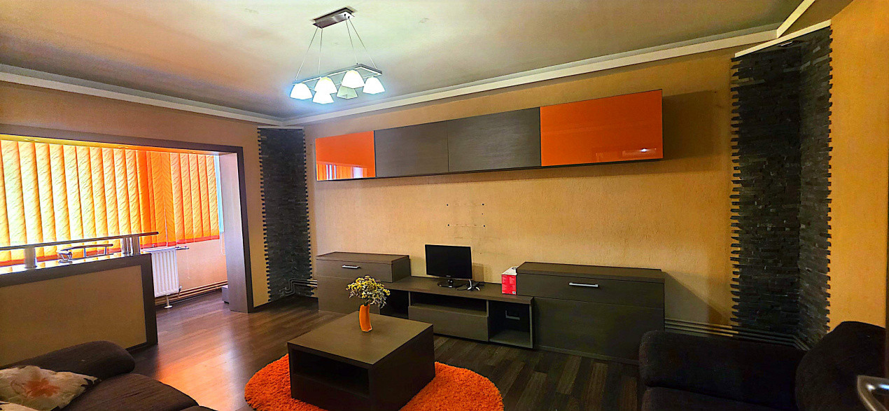 Apartament cu 3 camere de inchiriat in Arad, zona Aradul Nou 14, foxfort.ro