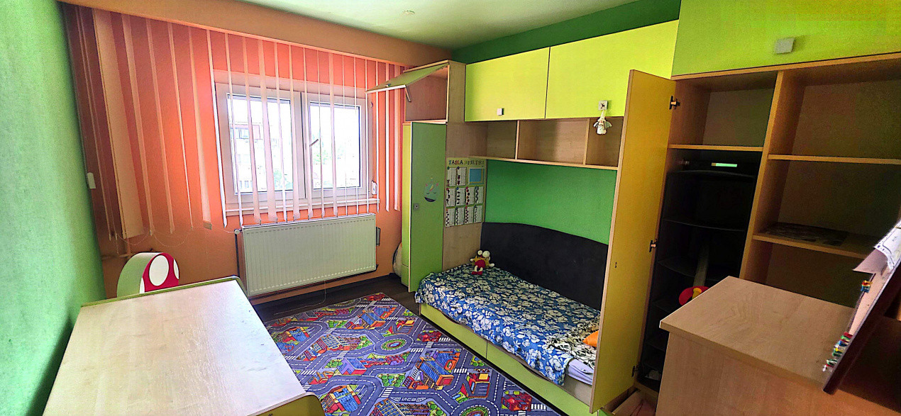 Apartament cu 3 camere de inchiriat in Arad, zona Aradul Nou 16, foxfort.ro