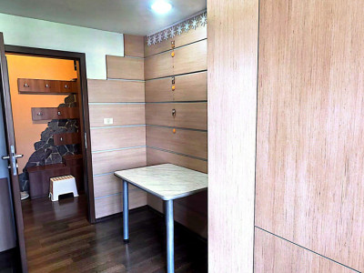 Apartament cu 3 camere de inchiriat in Arad, zona Aradul Nou imagine mica 6, foxfort.ro