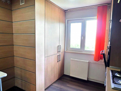 Apartament cu 3 camere de inchiriat in Arad, zona Aradul Nou imagine mica 8, foxfort.ro