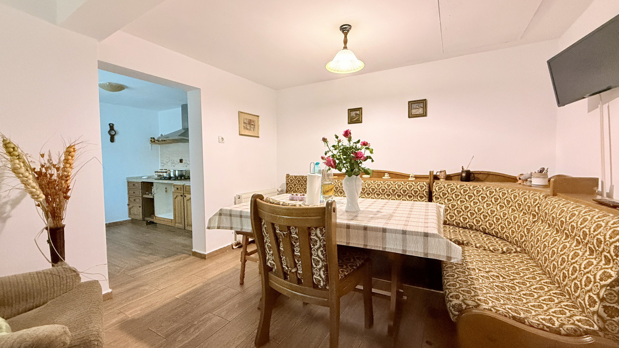 Casa individuala de vanzare, 5 camere - Timisoara 9, foxfort.ro