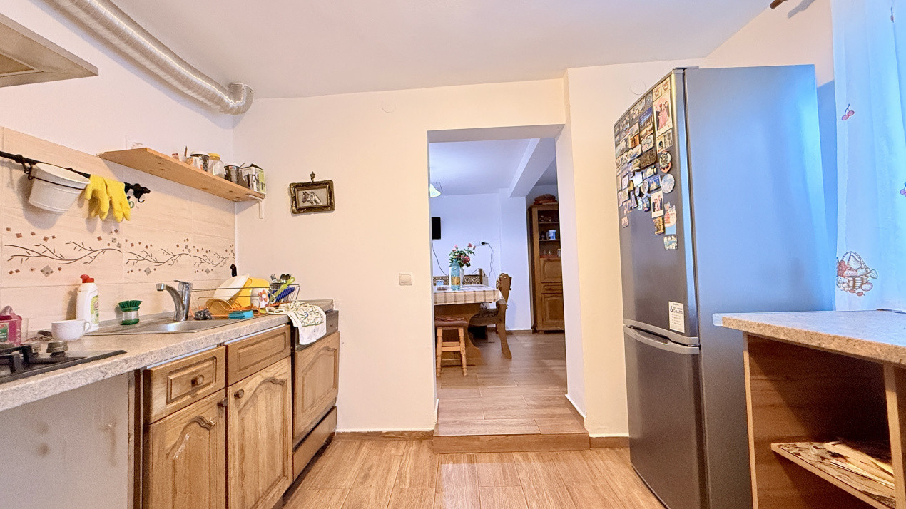 Casa individuala de vanzare, 5 camere - Timisoara 12, foxfort.ro