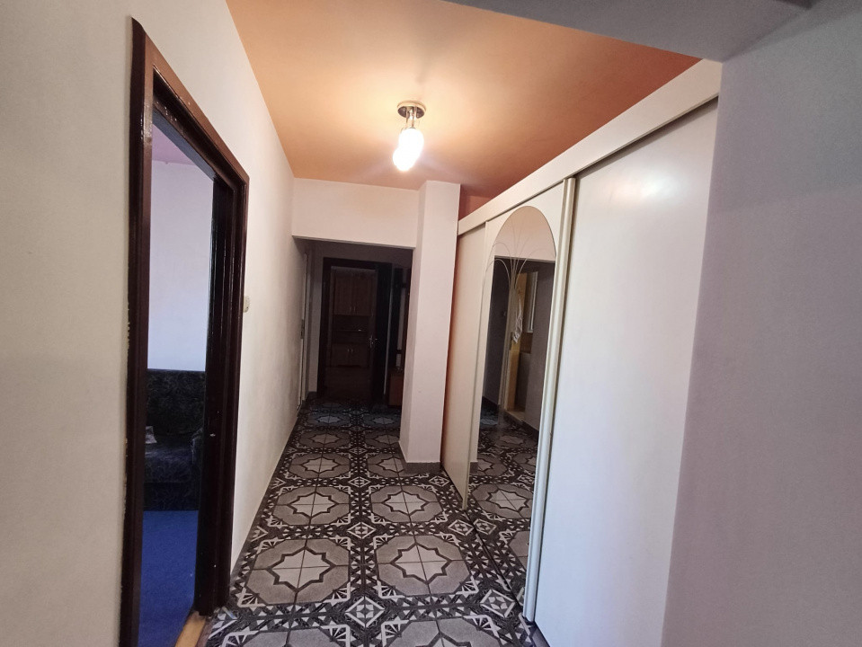 COMISION 0% - Apartament cu 3 camere de inchiriat zona Complex Studentesc 4, foxfort.ro