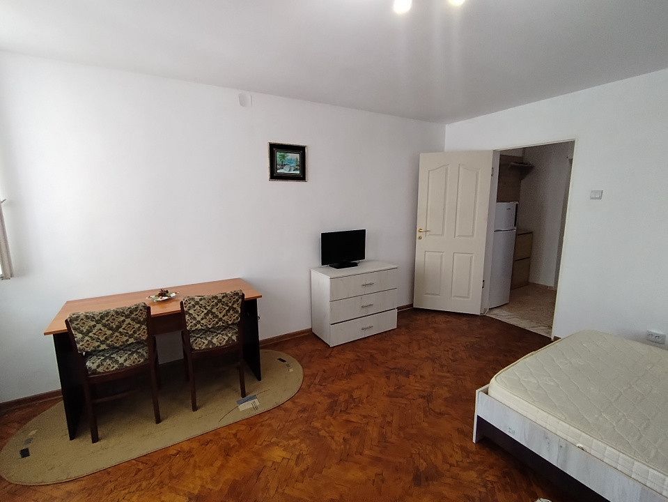 Apartament cu o camera de inchiriat in Timisoara, zona Take Ionescu 3, foxfort.ro