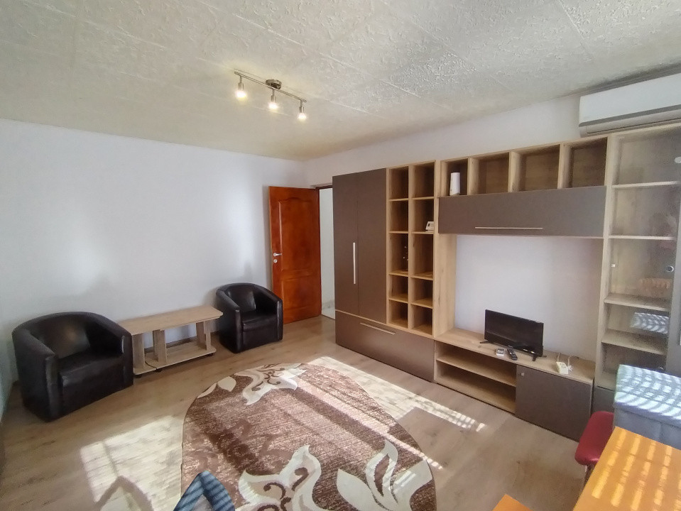 Apartament cu 2 camere de vanzare in Timisoara, zona P-ta Doina 1, foxfort.ro