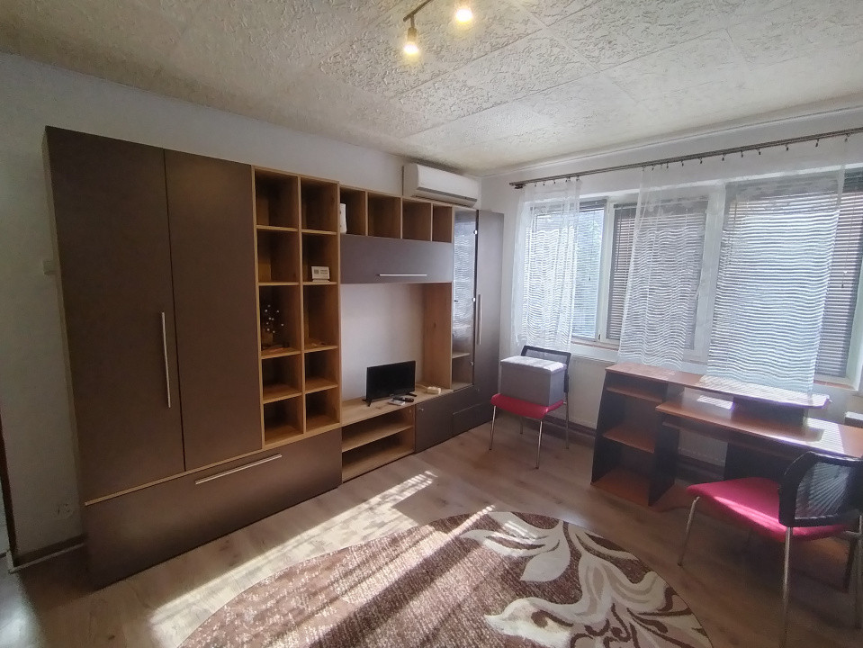 Apartament cu 2 camere de vanzare in Timisoara, zona P-ta Doina 2, foxfort.ro