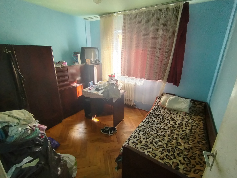 Apartament cu 2 camere de vanzare in Timisoara, zona Sagului 8, foxfort.ro