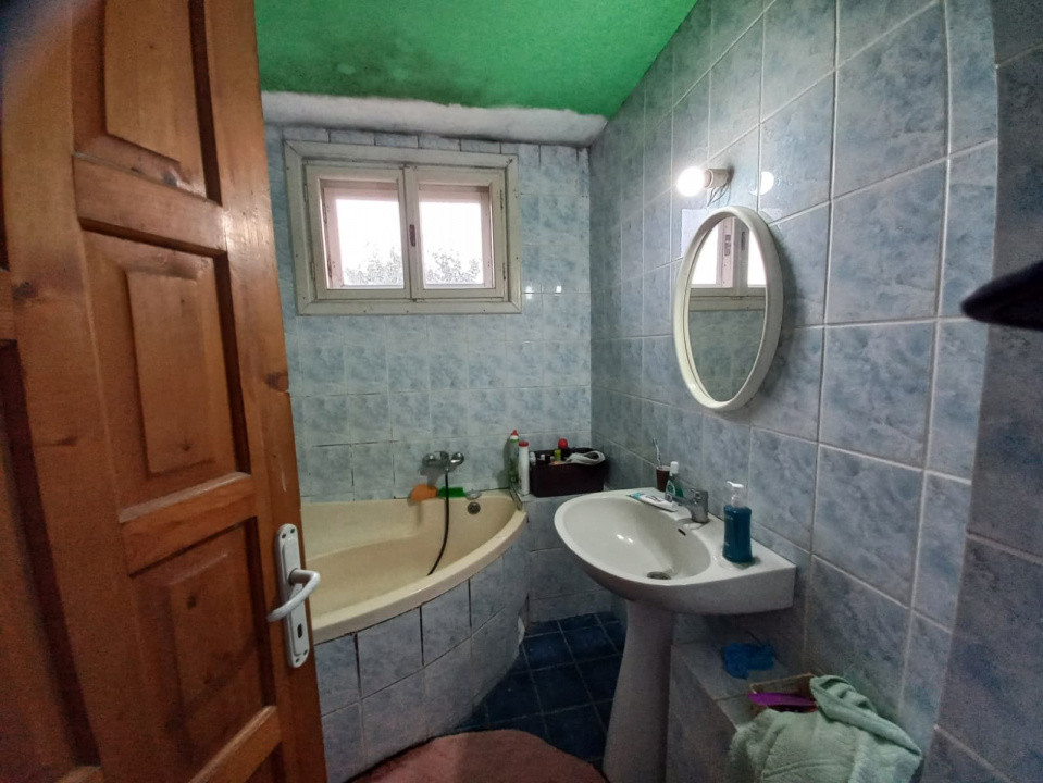 Casa individuala cu 5 camere si teren de 641 mp – zona Crisan 7, foxfort.ro